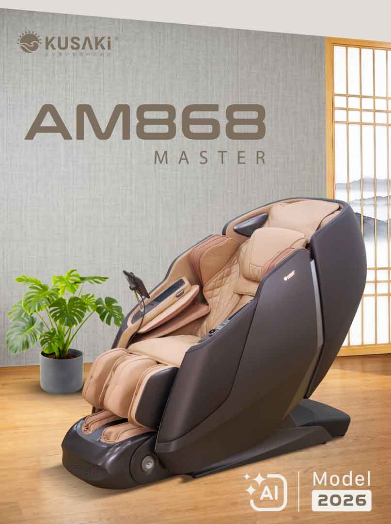 Ghế massage Okusaki AM868 Master chính hãng phối cảnh phòng khách sang trọng