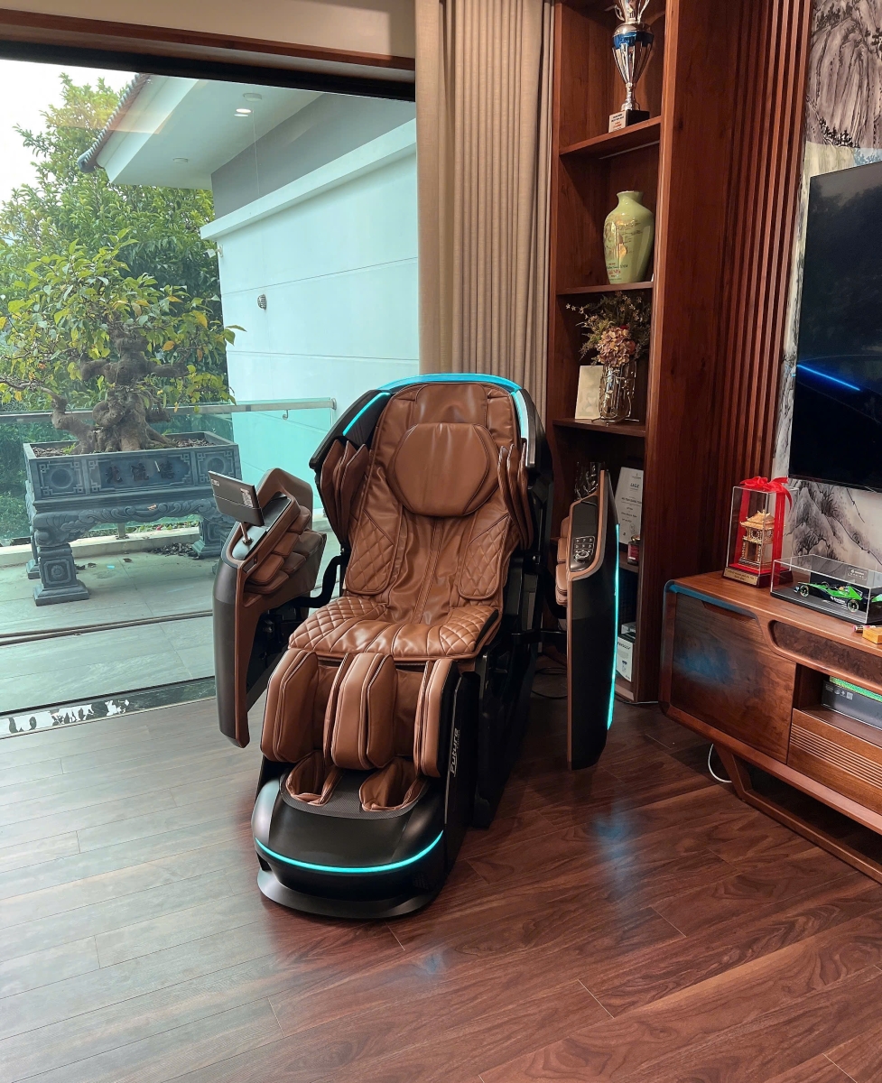 Ghế Massage Okusaki AM 999: Đỉnh Cao Công Nghệ Bi 5D X 5D Độc Lập Và Thiết Kế Cao Cấp